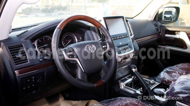 Big with watermark toyota land cruiser kailahun import dubai 4847