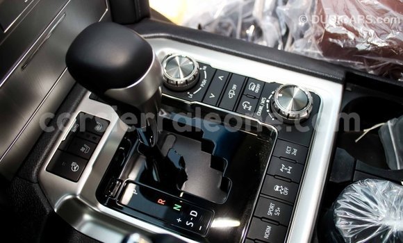Buy Import Toyota Land Cruiser Black Car in Import - Dubai in Kailahun Buy Import Toyota Land Cruiser Black Car in Import - Dubai in Kailahun