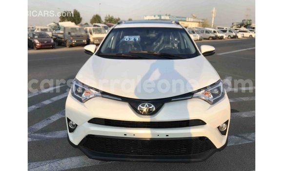Buy Import Toyota 4Runner White Car in Import - Dubai in Kailahun Buy Import Toyota 4Runner White Car in Import - Dubai in Kailahun