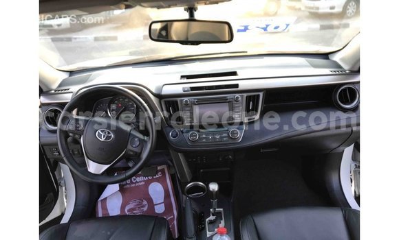 Buy Import Toyota 4Runner White Car in Import - Dubai in Kailahun Buy Import Toyota 4Runner White Car in Import - Dubai in Kailahun