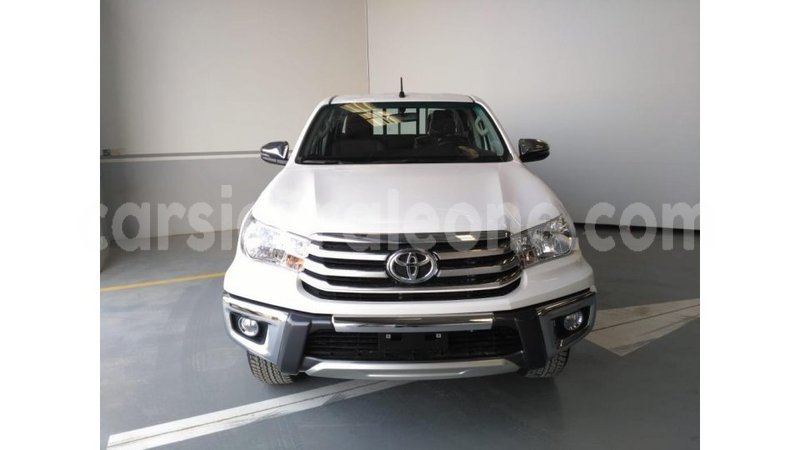 Big with watermark toyota hilux kailahun import dubai 4852