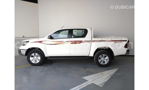 Buy Import Toyota Hilux White Car in Import - Dubai in Kailahun Buy Import Toyota Hilux White Car in Import - Dubai in Kailahun