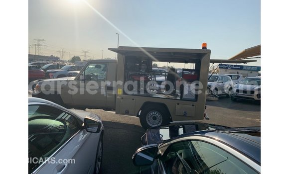Buy Import Toyota Land Cruiser Beige Car in Import - Dubai in Kailahun Buy Import Toyota Land Cruiser Beige Car in Import - Dubai in Kailahun