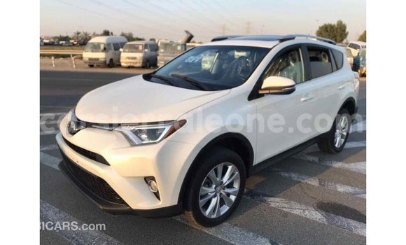 Buy Import Toyota 4Runner White Car in Import - Dubai in Kailahun Buy Import Toyota 4Runner White Car in Import - Dubai in Kailahun