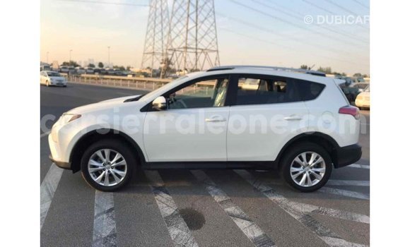 Buy Import Toyota 4Runner White Car in Import - Dubai in Kailahun Buy Import Toyota 4Runner White Car in Import - Dubai in Kailahun