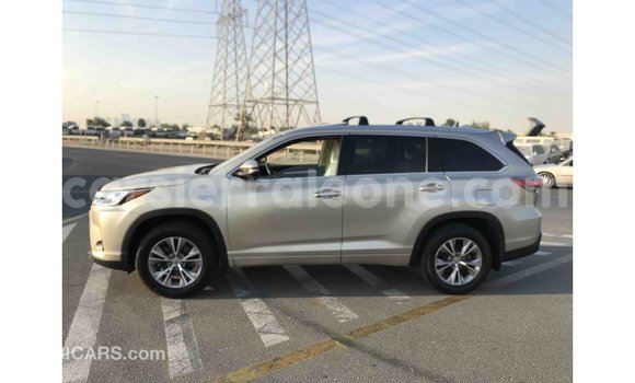 Buy Import Toyota Highlander Other Car in Import - Dubai in Kailahun Buy Import Toyota Highlander Other Car in Import - Dubai in Kailahun