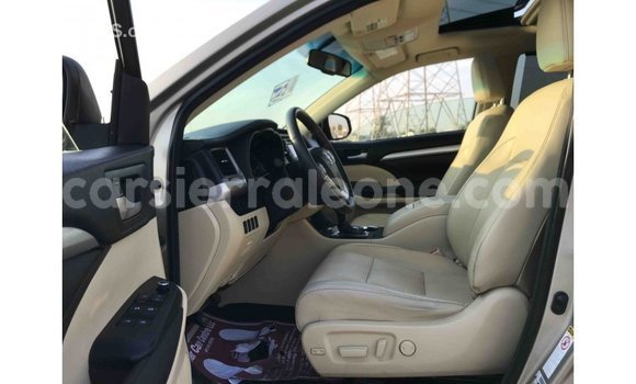 Buy Import Toyota Highlander Other Car in Import - Dubai in Kailahun Buy Import Toyota Highlander Other Car in Import - Dubai in Kailahun