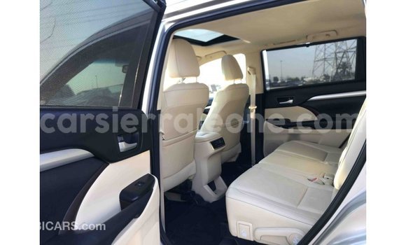 Buy Import Toyota Highlander Other Car in Import - Dubai in Kailahun Buy Import Toyota Highlander Other Car in Import - Dubai in Kailahun