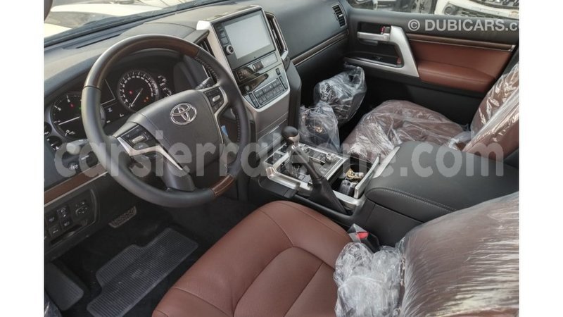 Big with watermark toyota land cruiser kailahun import dubai 4869