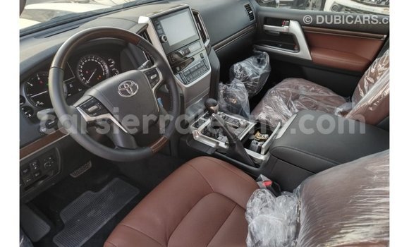 Buy Import Toyota Land Cruiser Black Car in Import - Dubai in Kailahun Buy Import Toyota Land Cruiser Black Car in Import - Dubai in Kailahun