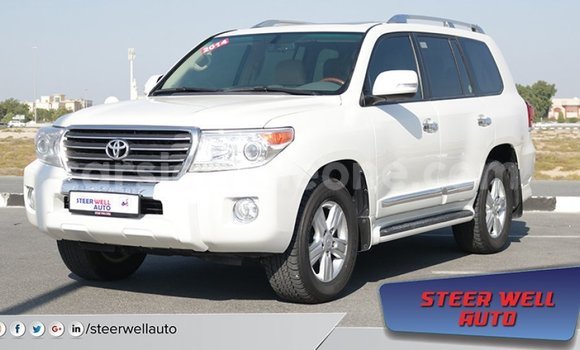 Buy Import Toyota Land Cruiser White Car in Import - Dubai in Kailahun Buy Import Toyota Land Cruiser White Car in Import - Dubai in Kailahun