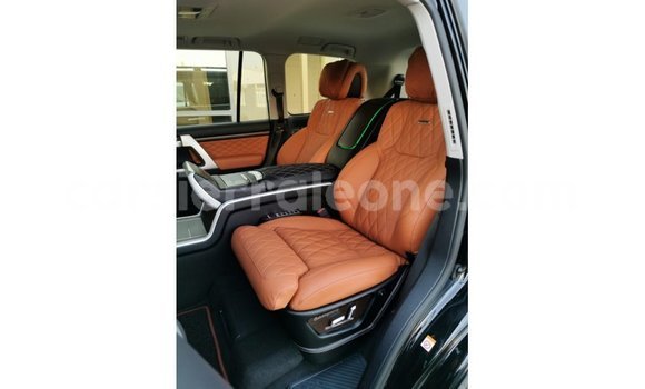 Buy Import Toyota Land Cruiser Black Car in Import - Dubai in Kailahun Buy Import Toyota Land Cruiser Black Car in Import - Dubai in Kailahun