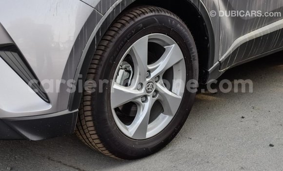 Acheter Import Voiture Toyota C-HR Autre à Import - Dubai, Kailahun Acheter Import Voiture Toyota C-HR Autre à Import - Dubai, Kailahun