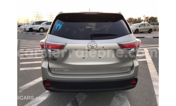 Buy Import Toyota Highlander Other Car in Import - Dubai in Kailahun Buy Import Toyota Highlander Other Car in Import - Dubai in Kailahun