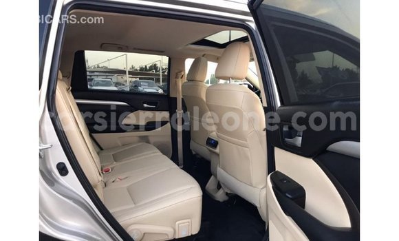 Buy Import Toyota Highlander Other Car in Import - Dubai in Kailahun Buy Import Toyota Highlander Other Car in Import - Dubai in Kailahun