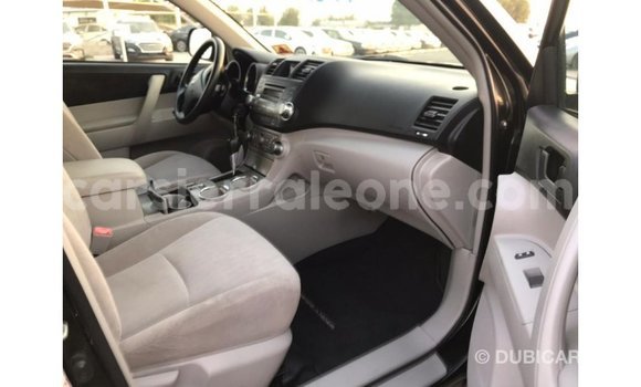 Buy Import Toyota Highlander Black Car in Import - Dubai in Kailahun Buy Import Toyota Highlander Black Car in Import - Dubai in Kailahun