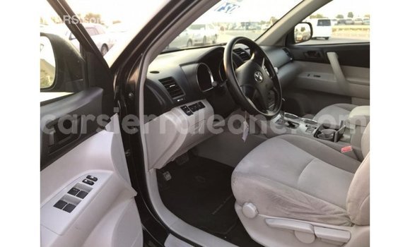 Buy Import Toyota Highlander Black Car in Import - Dubai in Kailahun Buy Import Toyota Highlander Black Car in Import - Dubai in Kailahun