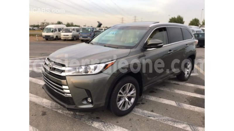 Big with watermark toyota highlander kailahun import dubai 4892