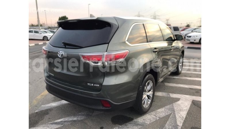 Big with watermark toyota highlander kailahun import dubai 4892