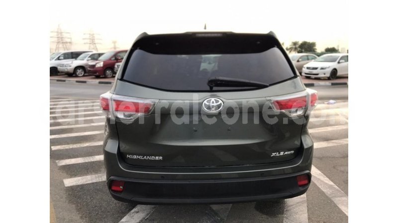 Big with watermark toyota highlander kailahun import dubai 4892