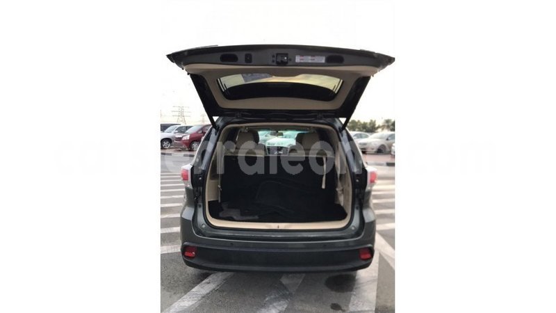 Big with watermark toyota highlander kailahun import dubai 4892