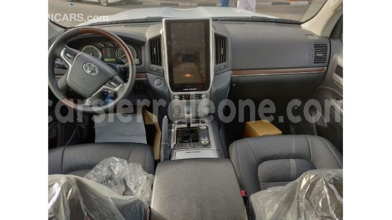 Big with watermark toyota land cruiser kailahun import dubai 4893