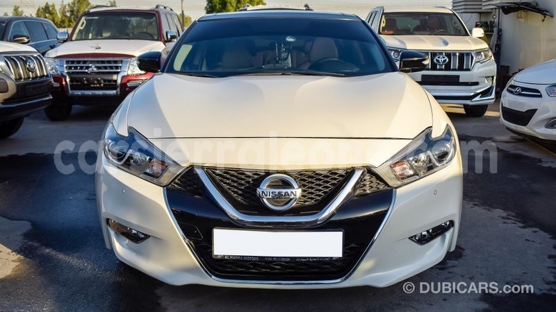 Big with watermark nissan maxima kailahun import dubai 4900