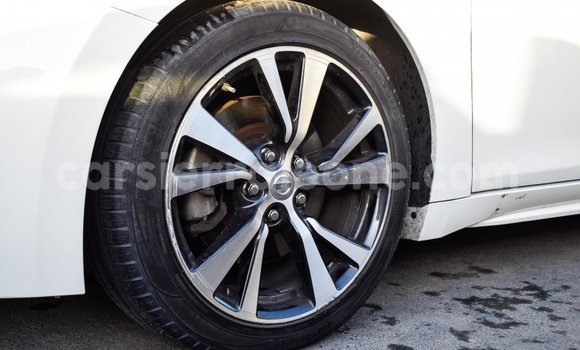 Buy Import Nissan Maxima White Car in Import - Dubai in Kailahun Buy Import Nissan Maxima White Car in Import - Dubai in Kailahun