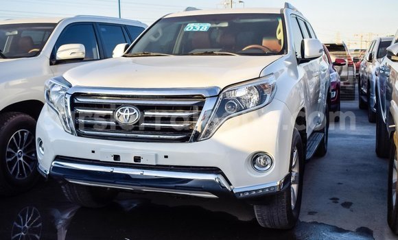 Acheter Import Voiture Toyota Prado Blanc à Import - Dubai, Kailahun Acheter Import Voiture Toyota Prado Blanc à Import - Dubai, Kailahun