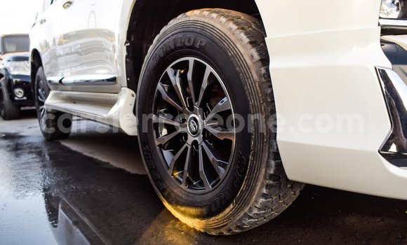 Buy Import Toyota Prado White Car in Import - Dubai in Kailahun Buy Import Toyota Prado White Car in Import - Dubai in Kailahun