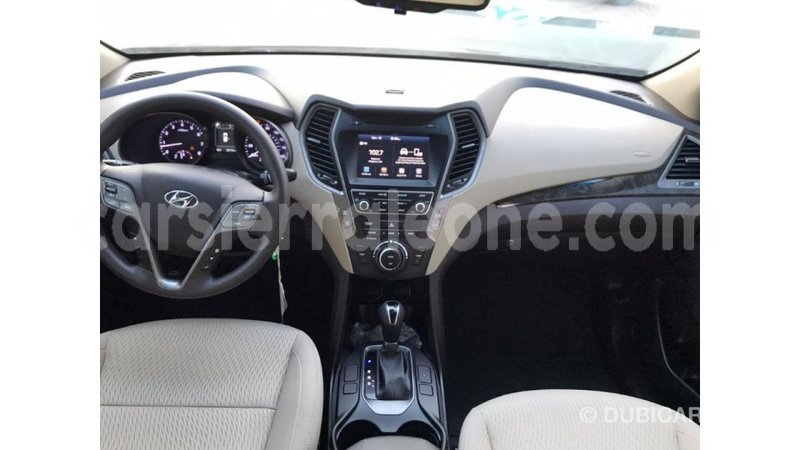 Big with watermark hyundai santa fe kailahun import dubai 4907