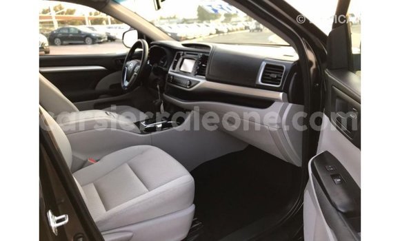 Buy Import Toyota Highlander Black Car in Import - Dubai in Kailahun Buy Import Toyota Highlander Black Car in Import - Dubai in Kailahun