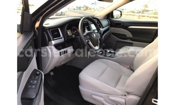 Buy Import Toyota Highlander Black Car in Import - Dubai in Kailahun Buy Import Toyota Highlander Black Car in Import - Dubai in Kailahun