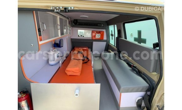 Buy Import Toyota Land Cruiser Beige Car in Import - Dubai in Kailahun Buy Import Toyota Land Cruiser Beige Car in Import - Dubai in Kailahun