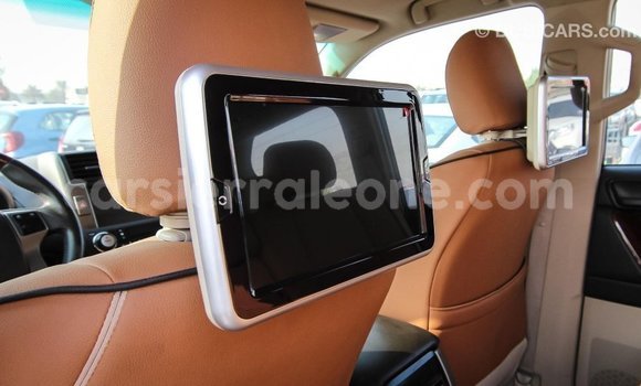 Buy Import Toyota Prado White Car in Import - Dubai in Kailahun Buy Import Toyota Prado White Car in Import - Dubai in Kailahun