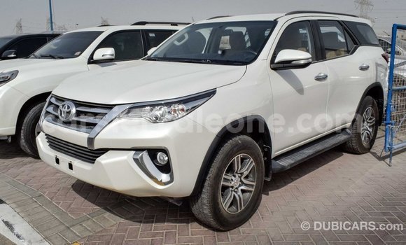 Acheter Import Voiture Toyota Fortuner Blanc à Import - Dubai, Kailahun Acheter Import Voiture Toyota Fortuner Blanc à Import - Dubai, Kailahun