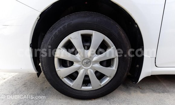 Buy Import Toyota Corolla White Car in Import - Dubai in Kailahun Buy Import Toyota Corolla White Car in Import - Dubai in Kailahun
