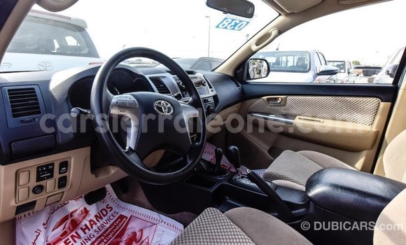 Acheter Import Voiture Toyota Fortuner Autre à Import - Dubai, Kailahun Acheter Import Voiture Toyota Fortuner Autre à Import - Dubai, Kailahun
