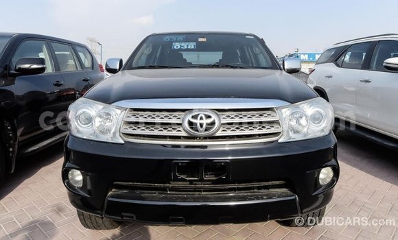 Acheter Import Voiture Toyota Fortuner Noir à Import - Dubai, Kailahun Acheter Import Voiture Toyota Fortuner Noir à Import - Dubai, Kailahun