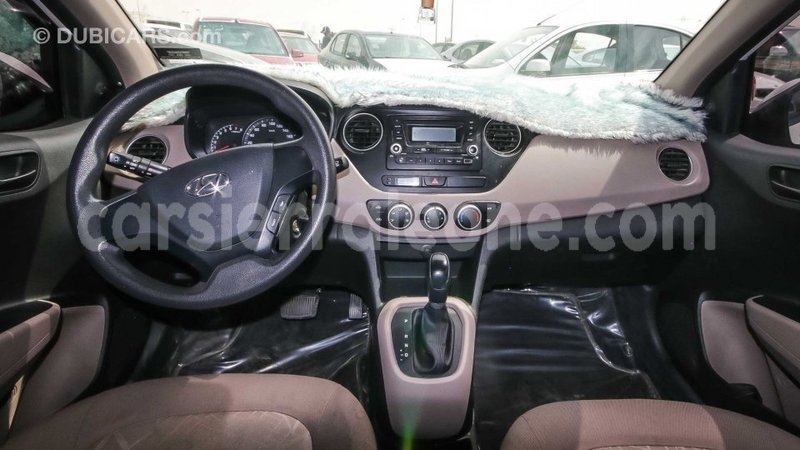 Big with watermark hyundai i10 kailahun import dubai 4929