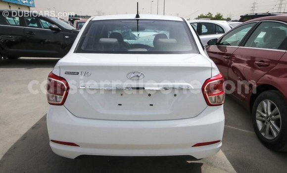 Acheter Import Voiture Hyundai i10 Blanc à Import - Dubai, Kailahun Acheter Import Voiture Hyundai i10 Blanc à Import - Dubai, Kailahun