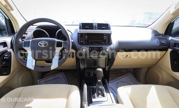 Acheter Import Voiture Toyota Prado Blanc à Import - Dubai, Kailahun Acheter Import Voiture Toyota Prado Blanc à Import - Dubai, Kailahun