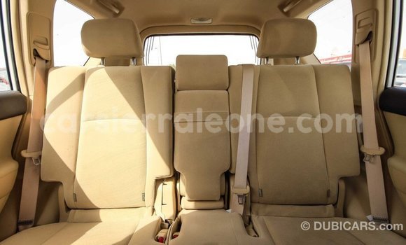 Acheter Import Voiture Toyota Prado Blanc à Import - Dubai, Kailahun Acheter Import Voiture Toyota Prado Blanc à Import - Dubai, Kailahun