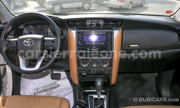 Buy Import Toyota Fortuner White Car in Import - Dubai in Kailahun Buy Import Toyota Fortuner White Car in Import - Dubai in Kailahun
