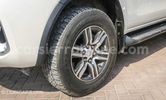 Buy Import Toyota Fortuner White Car in Import - Dubai in Kailahun Buy Import Toyota Fortuner White Car in Import - Dubai in Kailahun