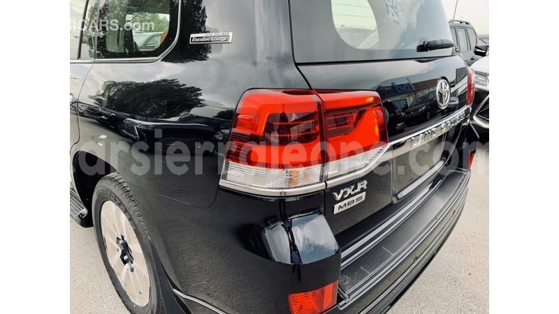 Big with watermark toyota land cruiser kailahun import dubai 4959