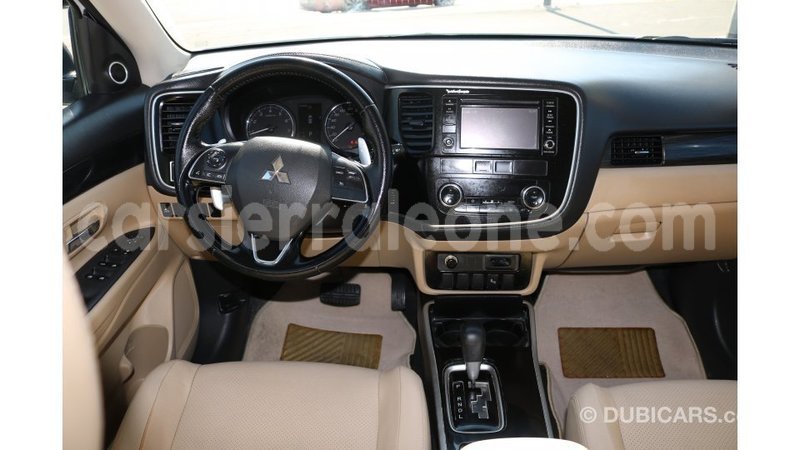 Big with watermark mitsubishi outlander kailahun import dubai 4964