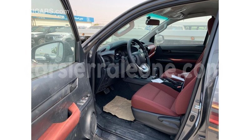 Big with watermark toyota hilux kailahun import dubai 4971