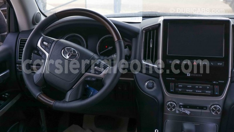 Big with watermark toyota land cruiser kailahun import dubai 4979