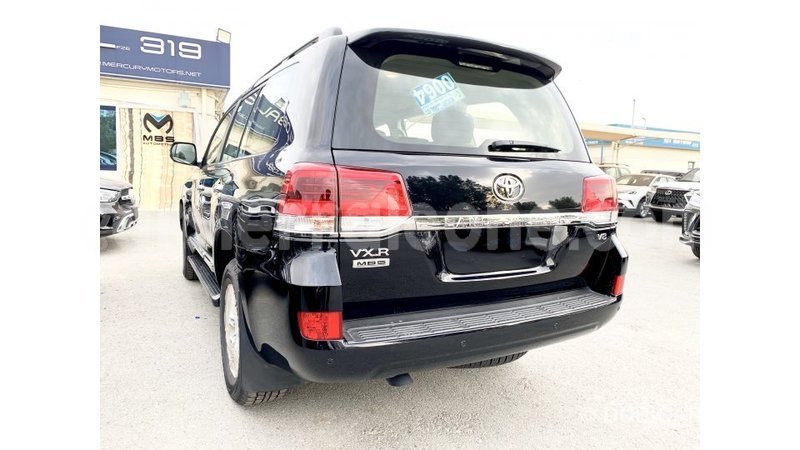 Big with watermark toyota land cruiser kailahun import dubai 5003